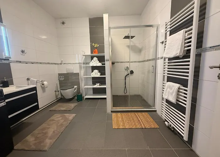 House Regatta Apartment *